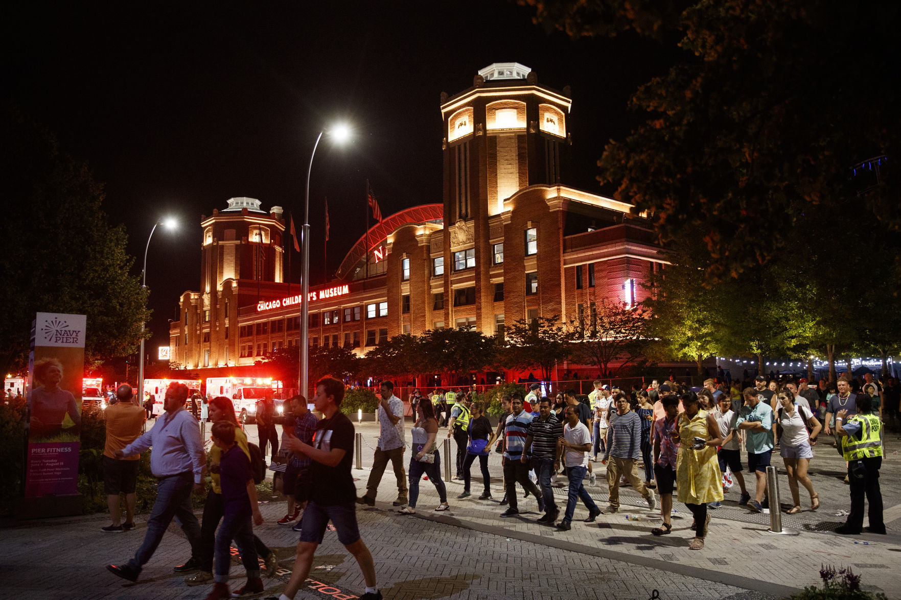 US-NEWS-CHICAGO-NAVYPIER-STABBINGS-2-TB